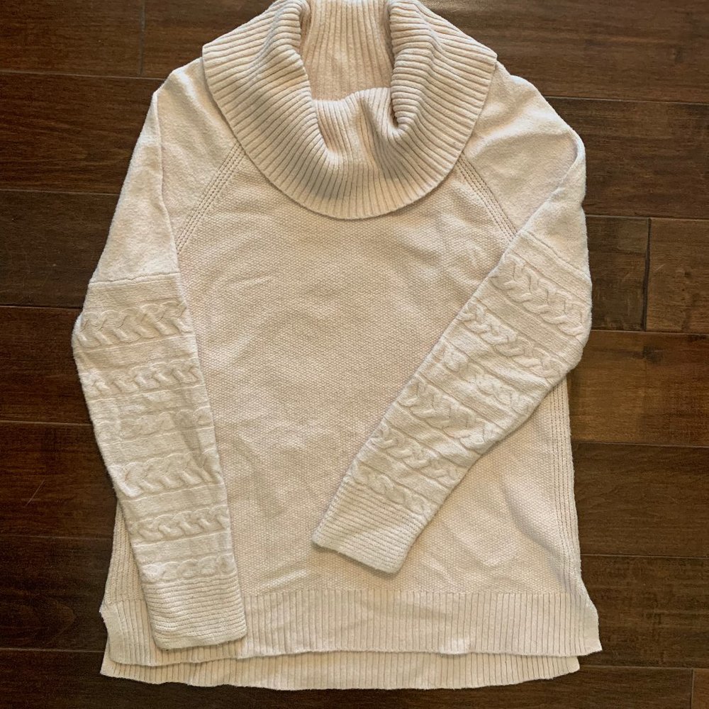 Calvin Klein Women's Pale Pink Cowl Neck Sweater Size Medium